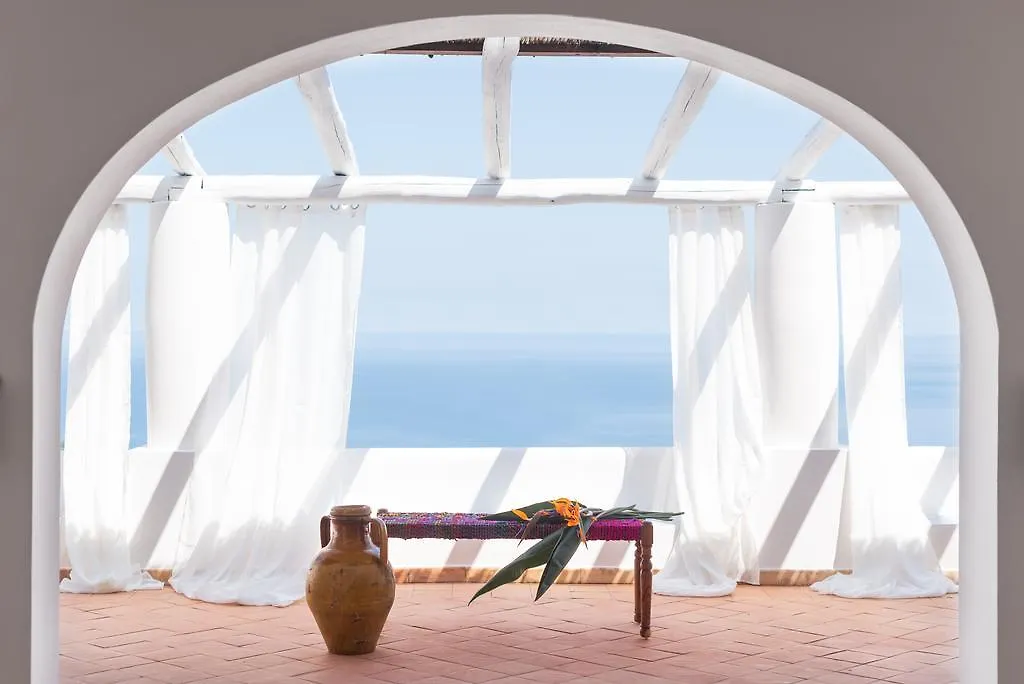 Principe Di Salina Boutique Hotel Malfa   Malfa (Salina)