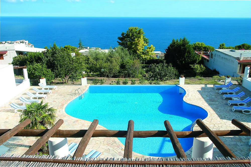 Principe Di Salina Boutique Hotel Malfa  4*, Malfa (Salina)